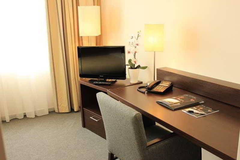 Hotel Luetzow Βερολίνο Εξωτερικό φωτογραφία