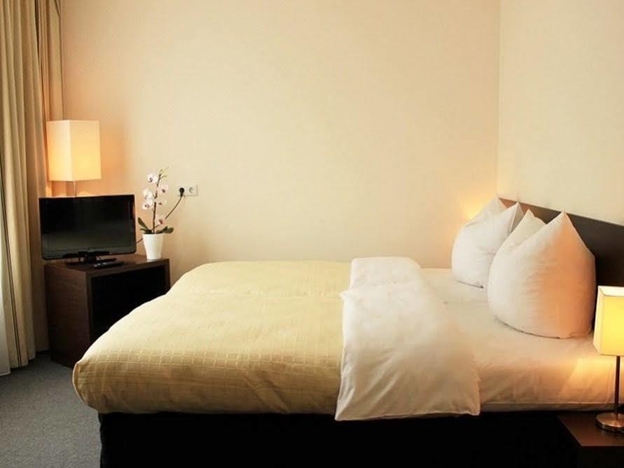 Hotel Luetzow Βερολίνο Εξωτερικό φωτογραφία