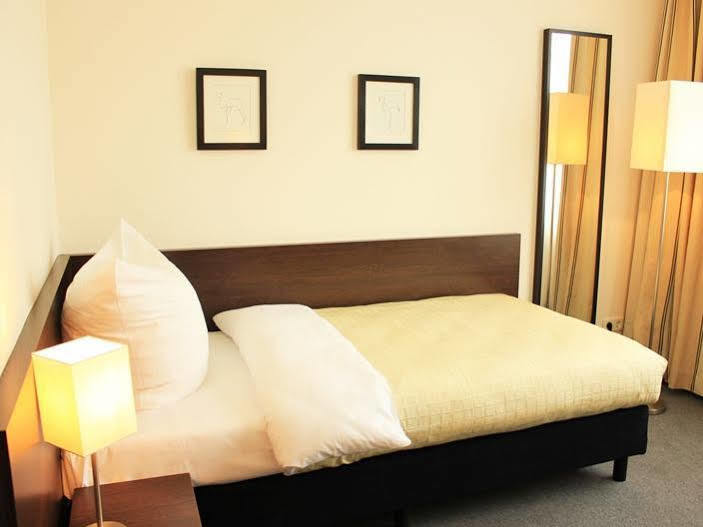 Hotel Luetzow Βερολίνο Εξωτερικό φωτογραφία
