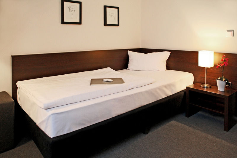 Hotel Luetzow Βερολίνο Εξωτερικό φωτογραφία